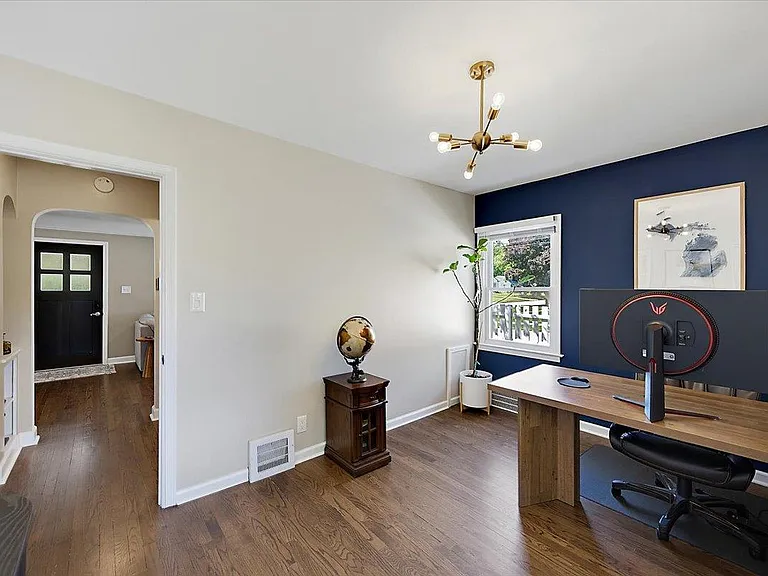 303 Midland Blvd — Photo 21