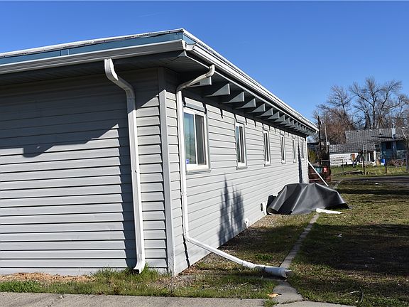 4th image of 4635 Simpson St