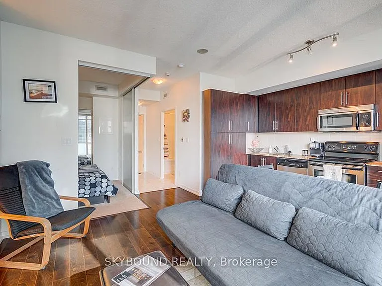 55 Bremner Blvd #2709 — Photo 30