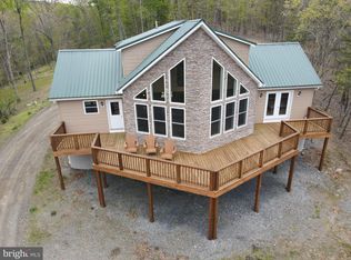 922 Moon Ridge Ln, Burlington, WV 26710