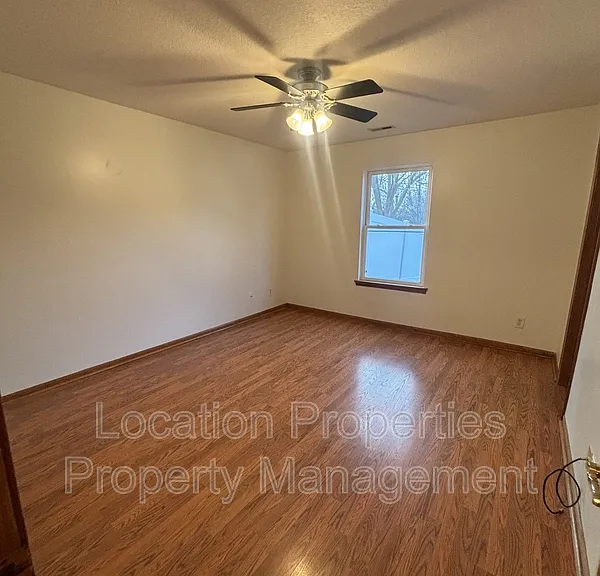 4963 Stoneback Dr W — Photo 12