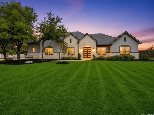 5716 High Forest, New Braunfels, TX 78132
