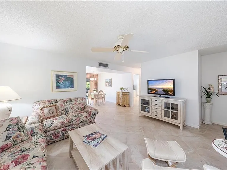 788 Park Shore Dr #D30 — Photo 3