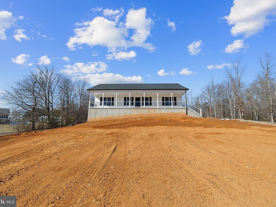 1st image of 10417 Lanes Farm Ln