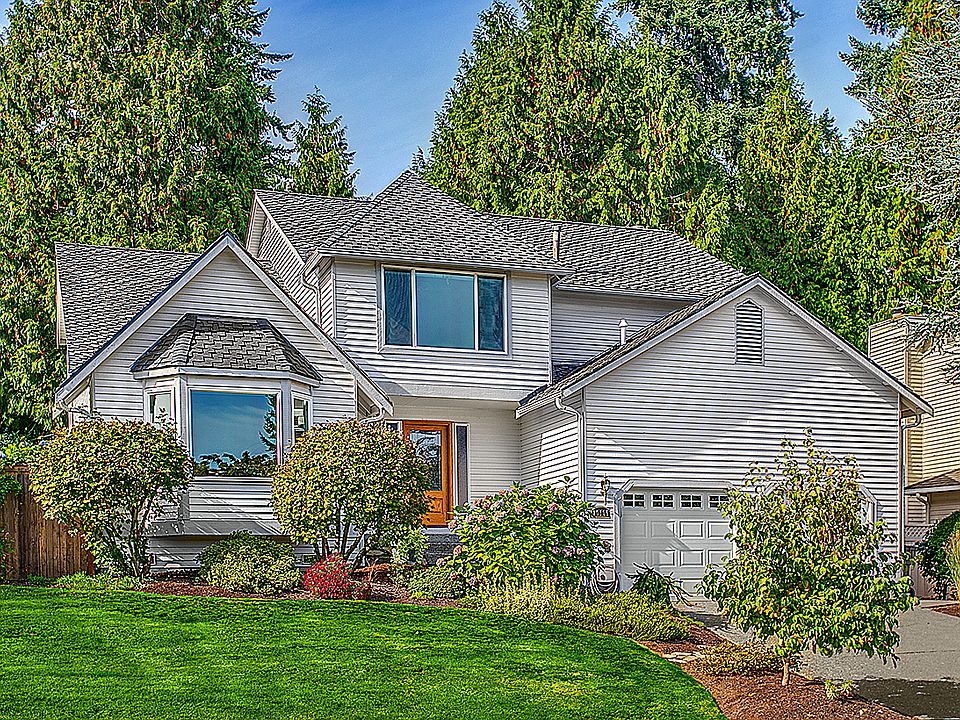 1st image of 10105 181st Ave NE