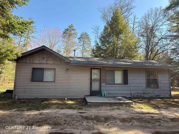 10601 S Grayling Rd, Roscommon, MI 48653