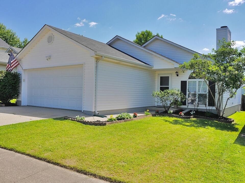 1st image of 2580 Woodhill Dr