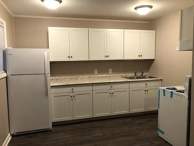 3300 Starlight Dr #1 — Photo 2