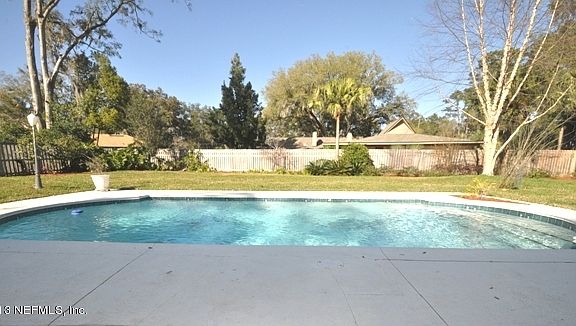 2nd image of 2865 Village Grove Dr S