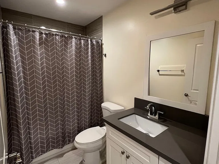 Elmer Ave. Townhomes — Photo 29