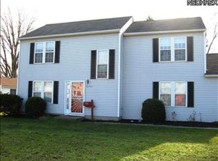 38304 Lake Shore Blvd, Willoughby, OH 44094