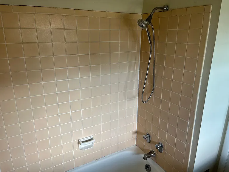 2307 Colony Dr SW — Photo 12