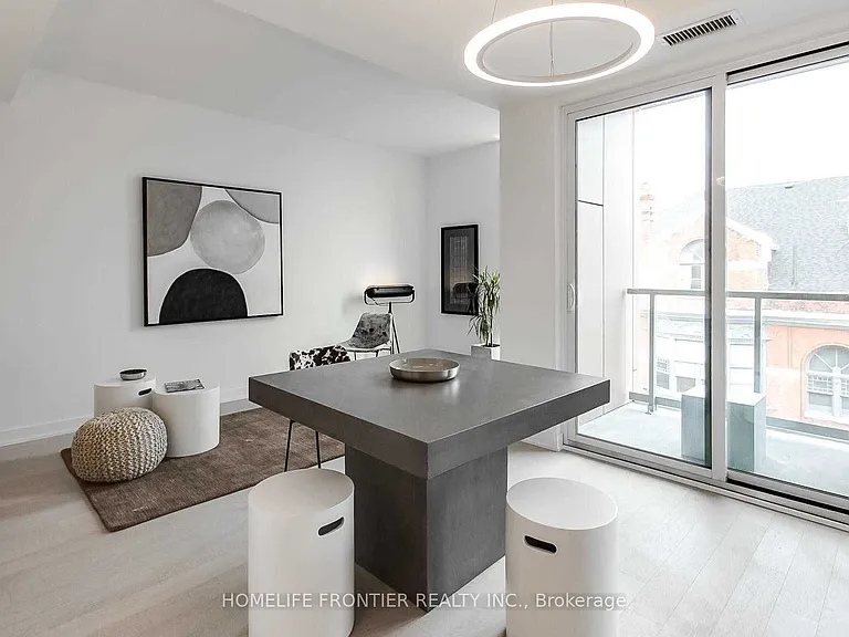 106 Dovercourt Rd #517 — Photo 1