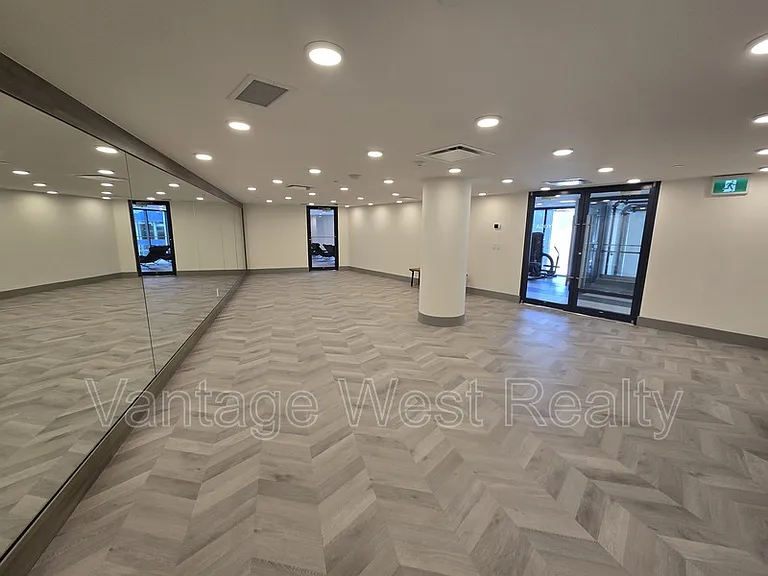3700 Capozzi Rd #901 — Photo 31