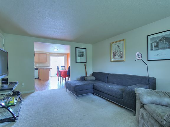 3rd image of 1265 NW Trail Ave Unit 12