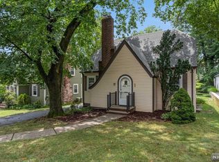 46 Werner Pl, Teaneck, NJ 07666