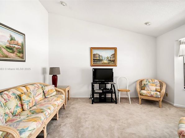 13644 Ishnala Cir, Wellington, FL 33414