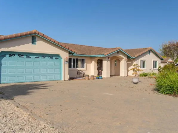 21123 Valle San Juan Dr, Salinas, CA 93907