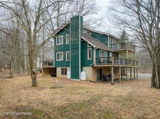 272 Penn Forest Trl, Albrightsville, PA 18210