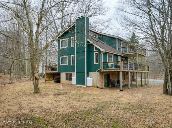 272 Penn Forest Trl, Albrightsville, PA 18210