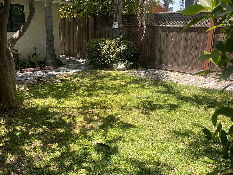 12953 Borden Ave — Photo 26