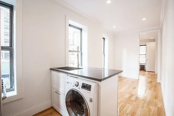 Rented by Living New York | media 6