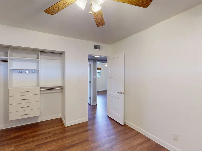 367 Cedar St — Photo 24