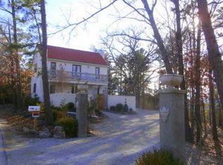 1 Echols St, Eureka Springs, AR 72632
