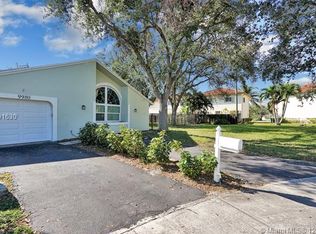 9980 SW 59th Ct, Cooper City, FL 33328