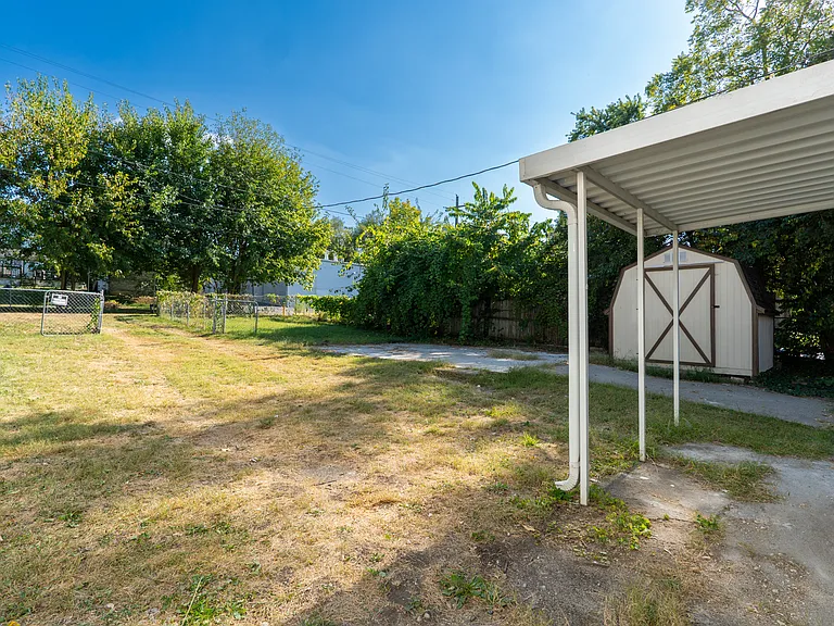 2149 Larch St — Photo 23