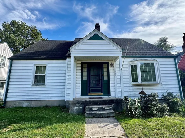 1367 W Saratoga Ave, Ferndale, MI 48220