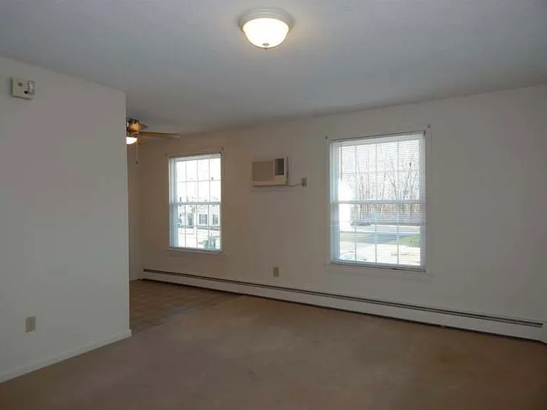 Winnacunnet Rd — Photo 1