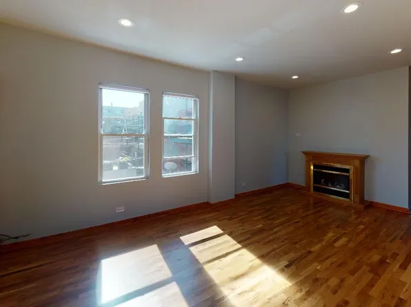 1521 N Bosworth Ave, Chicago, IL