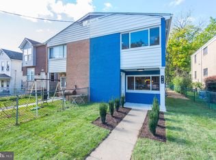 318 59th St NE, Washington, DC 20019