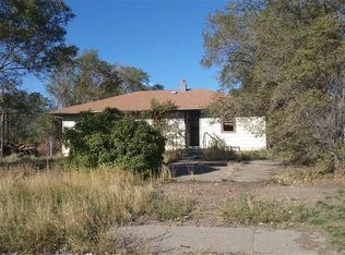 404 E 2nd St, Poplar, MT 59255