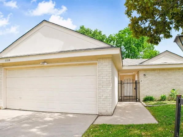 11118 High Star Dr, Houston, TX 77072