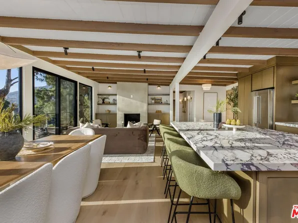 645 Luton Dr, Glendale, CA 91206