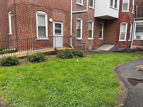 2nd image of 301 E King St #315-2