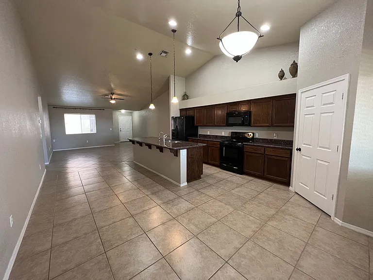 3174 S Robert Way — Photo 7