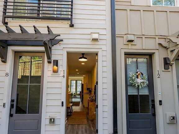 3rd image of 14 Becker Pl NW