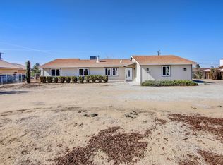 12824 Running Deer Rd, Apple Valley, CA 92308