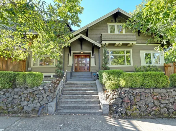 3610 NE Glisan St, Portland, OR 97232