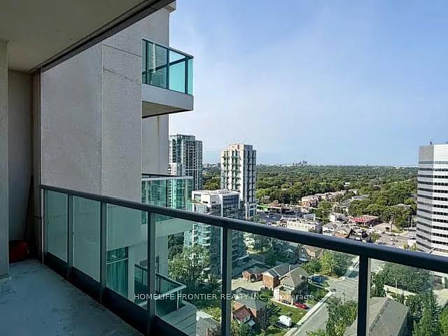 17 Anndale Dr #Penthouse 201 — Photo 8
