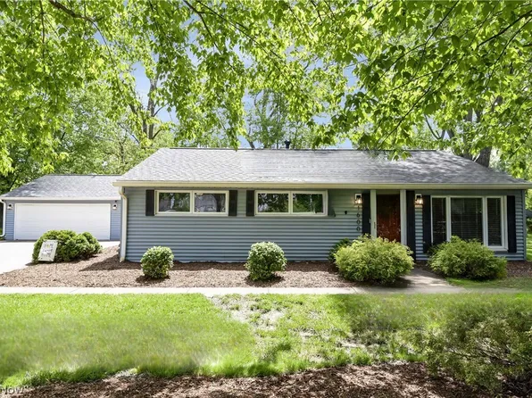 1600 Ridgewood Ct, Twinsburg, OH 44087