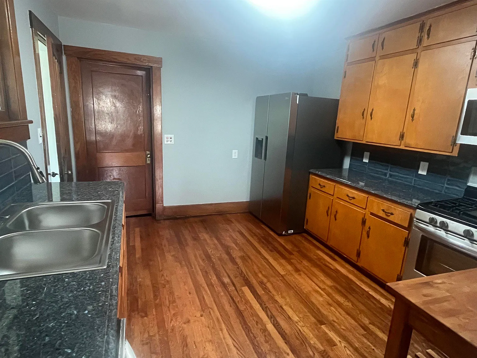 2 bed, 1.0 bath, 1108 sqft, $1,750 — Photo 4
