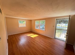 1319 Joyce Dr, South Bend, IN 46616