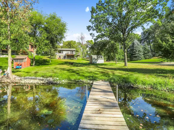 20568 Elkview Ct, Richmond, MN 56368
