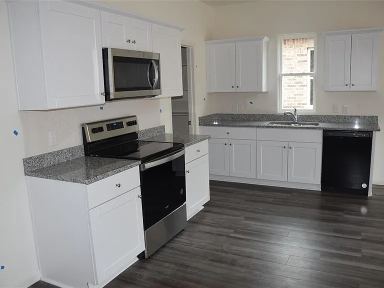 701 Cherry Blossom St — Photo 6
