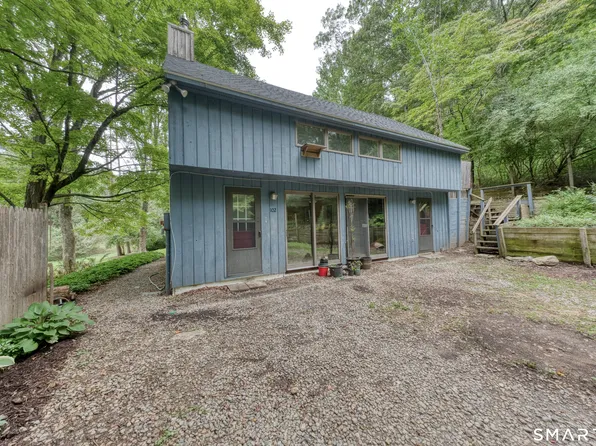 102 Brookside Lane, Mansfield, CT 06268