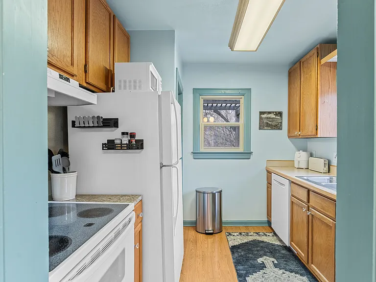 1148 N 25th St — Photo 5